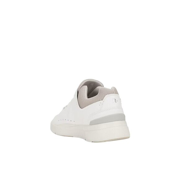 On The Roger Advantage Sneakers in White & Sand 12.5 with box Mens Athletic Shoe - Picture 3 of 16